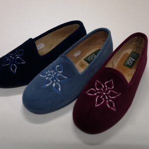 Zapatilla Señora Cerrada