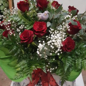 Ramo de rosas rojas