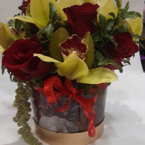 Caja con rosas