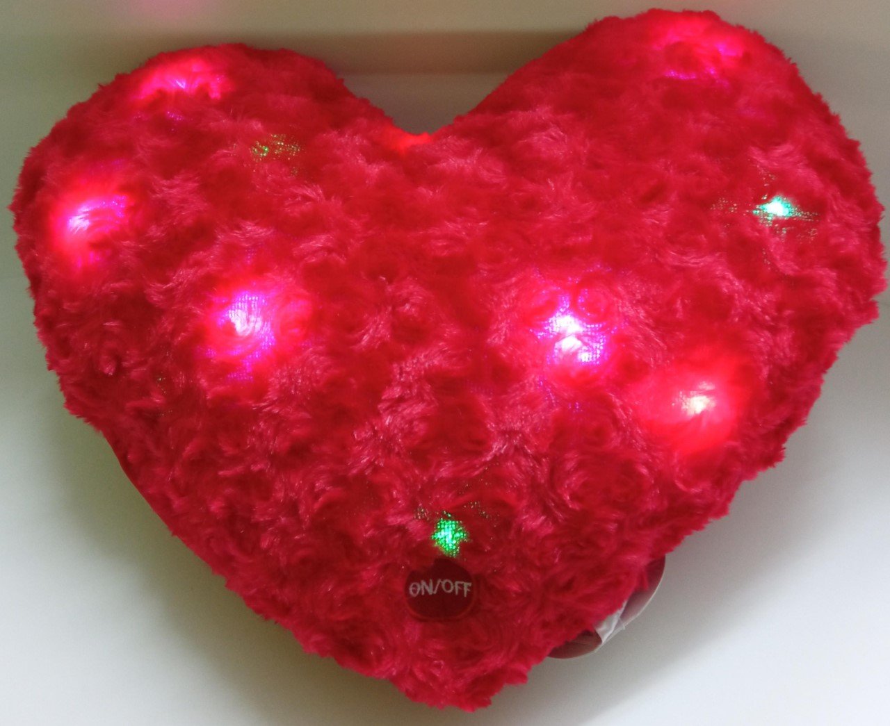 Cojín corazón de peluche con luz - Imagen 7